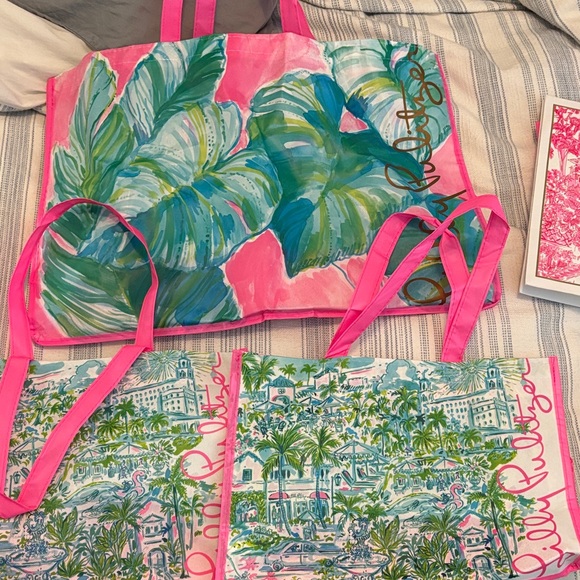 Lilly Pulitzer Tropical Pink and Green Totes - Picture 4 of 4
